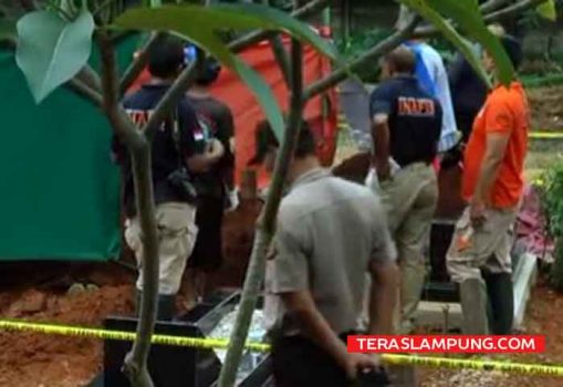 Diduga Meninggal karena Dianiaya, Makam Yogi Andika Dibongkar