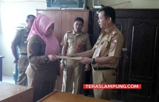 Para Pejabat Korban Rolling Minta Petinggi Pemkab Lampura Tunggu Keputusan Kemendagri