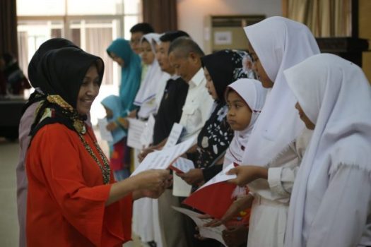 30 Pelajar Dapat Beasiswa dari IIK Gerakan Pramuka