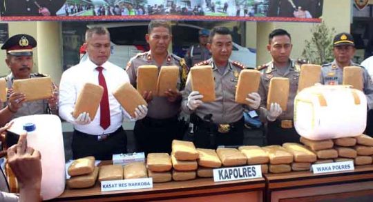 Modus Baru, Penyelundupan 50 Kg Ganja dalam Jeriken Digagalkan Polisi