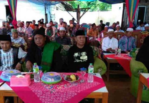 Ribuan Warga Kelumbayan Barat Doakan Kemenangan Ridho-Bakhtiar