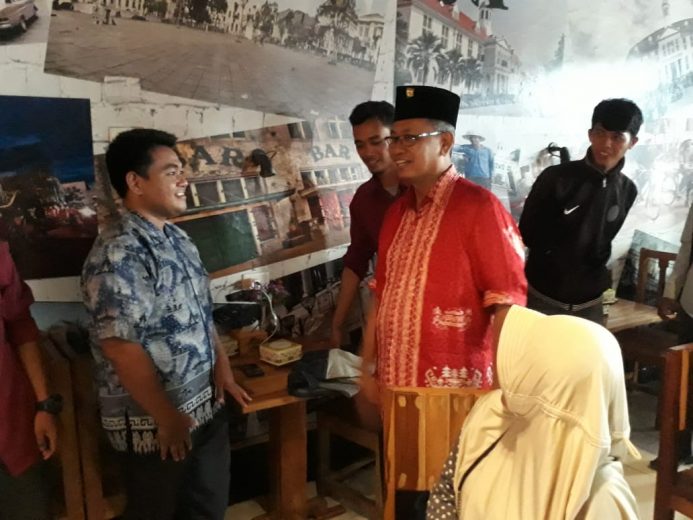 Cawagub Sutono Buka Puasa Bersama Relawan di Kalianda
