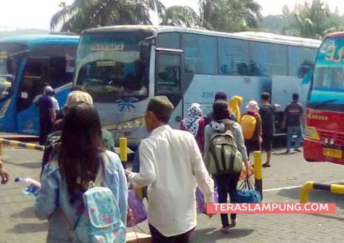 H-1 Lebaran, Pelabuhan Bakauheni Sudah Mulai Lengang
