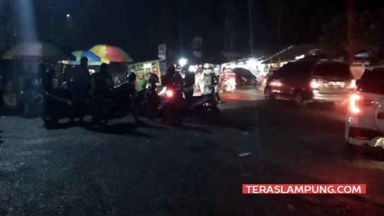 Jalinsum Lampung tak Aman, Pemudik Bersepeda Motor Pilih Menginap di SPBU