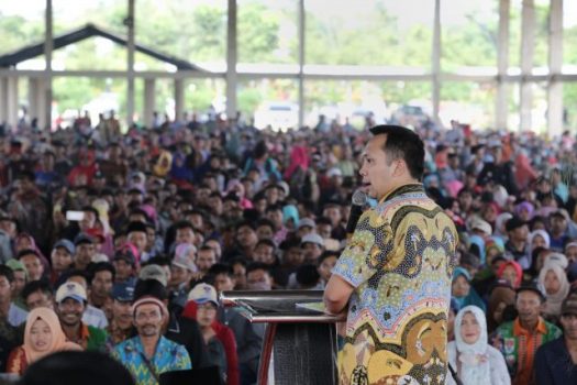 Kunjungi Mesuji, Gubernur Ridho Disambut Ribuan Warga