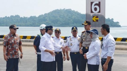 Mudik Idul Fitri, Menhub Minta Pengamanan Pelabuhan Merak dan Bakauheni Diperketat
