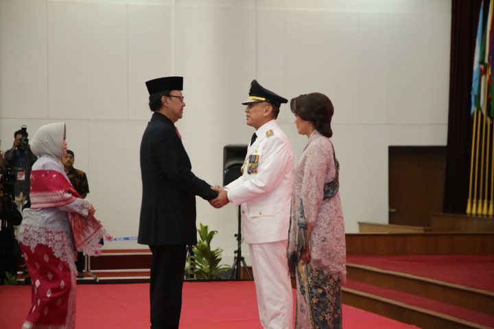 Pelantikan Komjen Iriawan Sebagai Pj Gubernur Jabar Dinilai Langgar Aturan