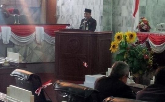 Bupati Agung Ilmu Mangkunegara Sampaikan LKPJ Pelaksanaan APBD 2017