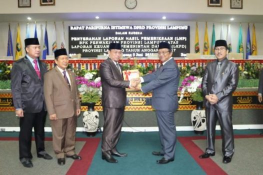Rapat Paripurna Istimewa: Raih WTP 4 Kali Berturut-Turut, DPRD Lampung Apresiasi Pemprov