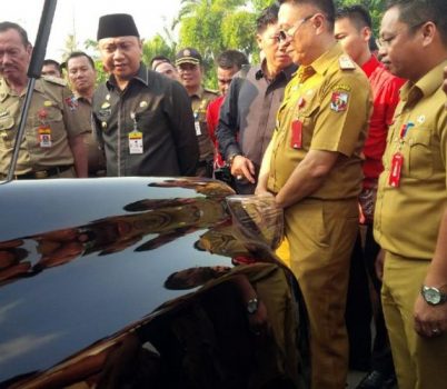 Empat dari 17 Kendaraan Dinas yang Ditarik Pemkab Lampura Mati Pajak