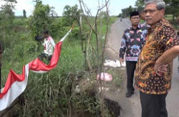 Jelang Idul Fitri 2018, Plt Bupati Lamteng Tinjau Jalan Alternatif