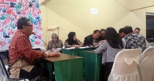 Mantan Ketua Bawaslu RI Nilai Money Politics Arinal-Nunik Penuhi Syarat TSM
