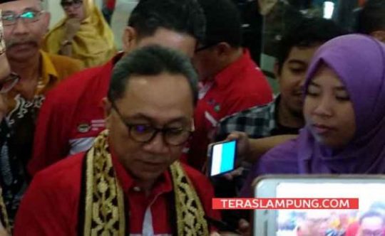 Ketua MPR: Melarang #2019GantiPresiden Tidak Sesuai Demokrasi