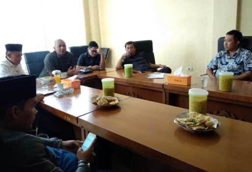 Warga Eks-Griya Sukarame Mengadu ke DPRD Bandarlampung