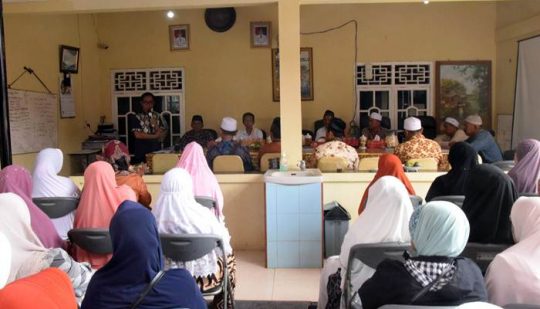 Bupati Khamami Minta Jamaah Calon Haji Asal Mesuji Fokus Ibadah