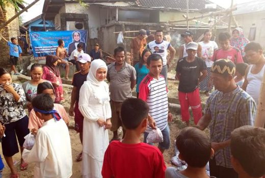 Rita Purnamawati dan Rumah Peduli Berkurban Bersama Warga