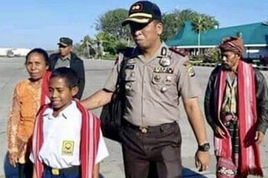 Kisah 17 Agustus, PLN Beri Bantuan Yohanis Beasiswa Hingga S1