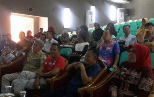 Fauzi Hasan Harapkan Ruang Ekspresi bagi Pelukis Tubaba