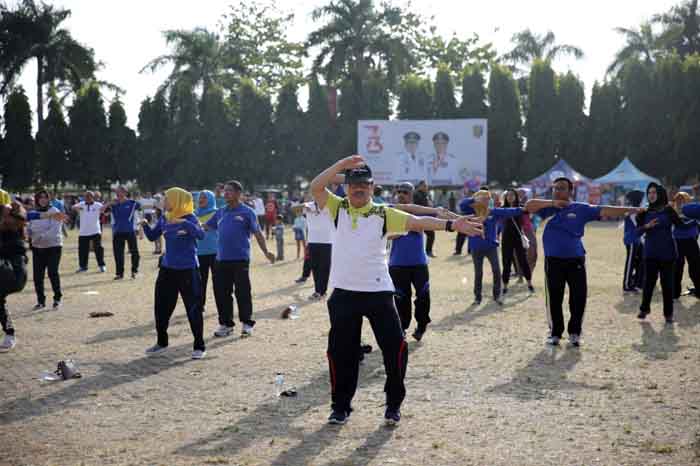 Agar Tercatat “Guinness World Record”, ASN Pemprov Lampung Senam Poco-Poco