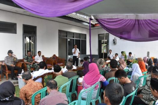 Warga Pinggir Rel KA Desa Rengas Ikuti Sosialisasi Aset PT KAI