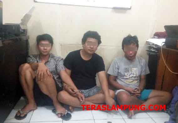 Bawa 15 Gram Sabu, Tiga Warga Bandarlampung Ditangkap di Kotabumi