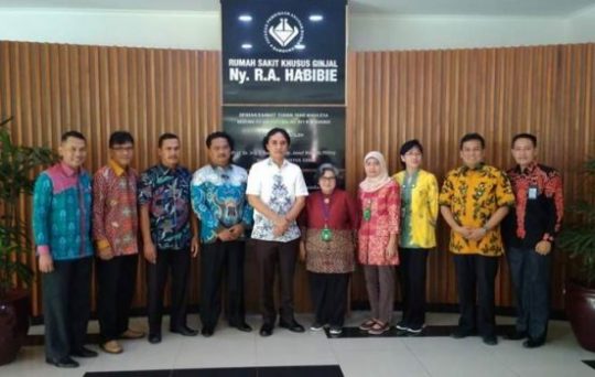 Wabup Tulangbawang Kunker di RS Ginjal Ny. R.A. Habibie