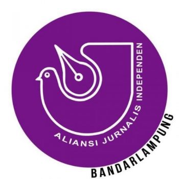 Rayakan HUT, AJI Bandarlampung Beri Saidatul Fitriah-Kamaroeddin Award 2019