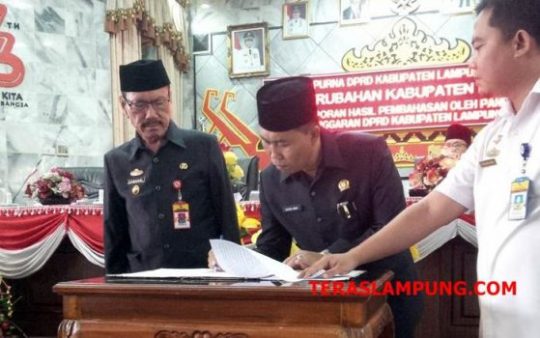 DPRD – Pemkab Lampung Utara Tanda Tangani Perubahan KUA-PPAS 2018