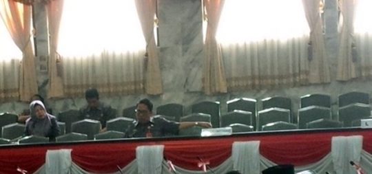 Banyak Kepala OPD Lampura Tak Hadiri Sidang KUA-PPAS di DPRD
