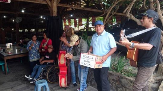 Ngamen, Kim Commanders dan Kosela Galang Dana untuk Korban Sulteng