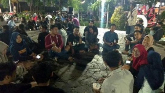 Ngupi Bakhong, Cara Mahasiswa Lampung di Surabaya Jalin Kekompakan
