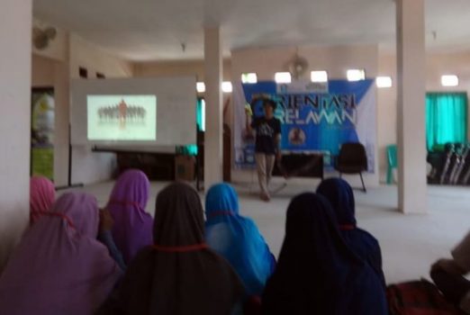 Sekolah Relawan dan Kombi Gelar Orientasi bagi 80 Anggota Komunitas