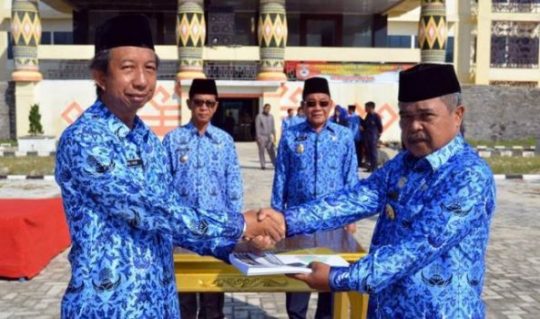 Bupati Khamami Tunjuk Adi Sukamto Jadi Plt Sekda Mesuji