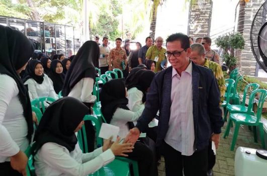 Tinjau Pelaksanaan Tes SKD CPNS, Ini Pesan Bupati Khamami kepada Peserta