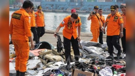 Lion Air Jatuh, Basarnas Evakuasi 24 Kantong dari Karawang