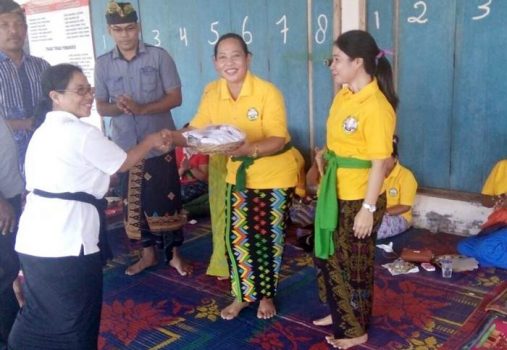 Wanita Hindu Lamsel Galang Dana Bantu Korban Bencana Sulteng