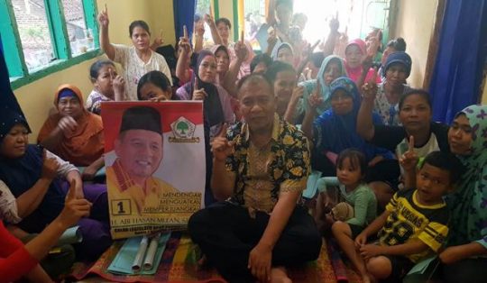 Di Kelurahan Karang Maritim, Abi Hasan Mu’an Dicurhati Warga Soal Air Bersih