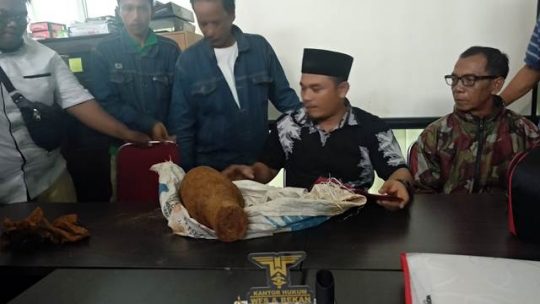 Warga Way Sari Lampung Selatan Temukan Benda Diduga Bom