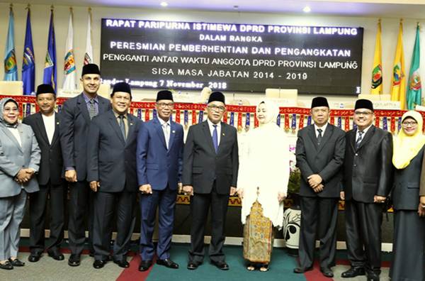 PAW Anggota DPRD, Wagub Bachtiar Basri Hadiri Pelantikan Indra Ismail