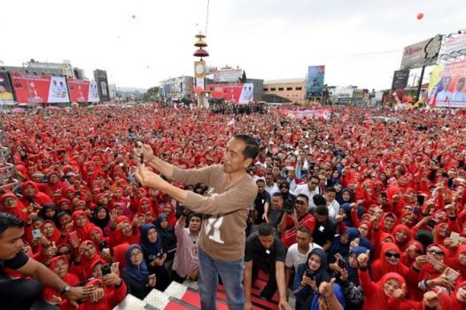 Dukungan Mengalir Untuk Pelapor Dai Penghina Jokowi