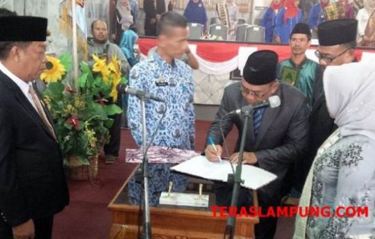 Pergantian Antar Waktu, Ini Tiga Anggota Baru DPRD Lampung Utara