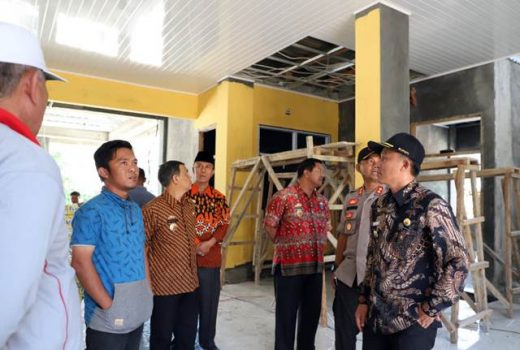 Parosil Tinjau Pembangunan Puskesmas Rawat Inap Lumbok Seminung