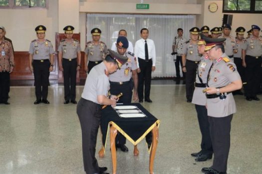 Brigjen Pol Tomsi Tohir, Putra Asli Lampung Barat Resmi Jabat Kapolda Banten