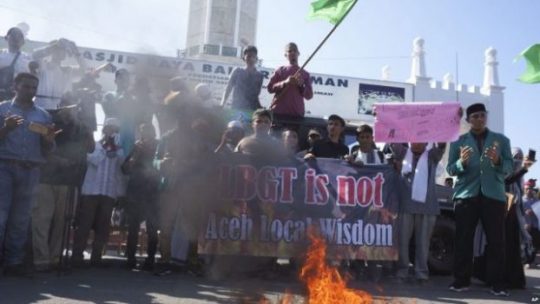 Razia LGBT di Pelabuhan Jukung Pesibar Dinilai “Tidak Manusiawi”