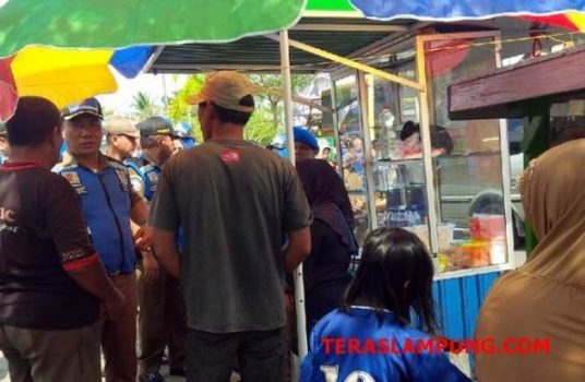 Lapak Pedagang di Jalan Jenderal Sudirman Kotabumi akan Kembali Dibongkar