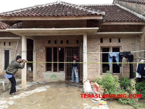 Diduga Stres, Suami Tusuk Istri Hingga Tewas
