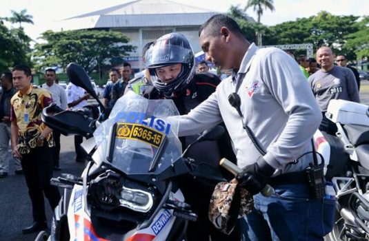 Pelatihan Pengamanan VVIP, Gubernur Ridho Test Drive di Lapangan Saburai
