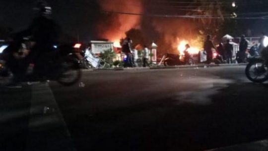 Tersangka Pengeroyok TNI Ditangkap, Proses Hukum Pembakar Polsek Ciracas Masih Belum Jelas