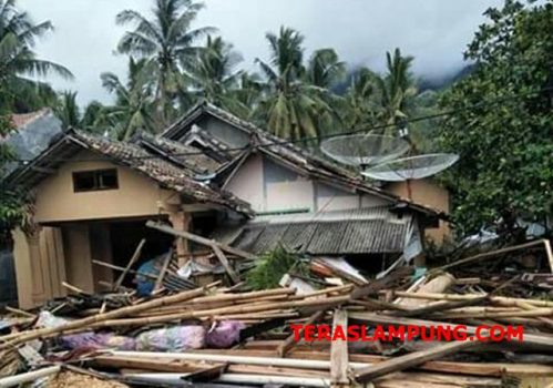Tsunami Pesisir Lampung Selatan, Ratusan Rumah Hancur Diterjang Gelombang
