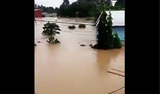 Banjir di Sulsel: 8 Orang Meninggal, 4 Hilang, Ribuan Rumah Terendam